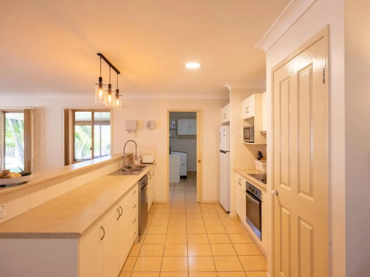 Holiday home Peaceful 4B2B Sweet Home W Backyard At Springfield Springfield Lakes